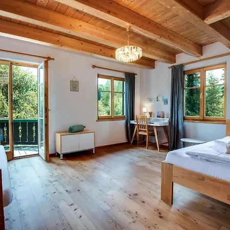 Landhaus Direkt Am See Mit Garten, Kamin & Sauna Prázdninový dům