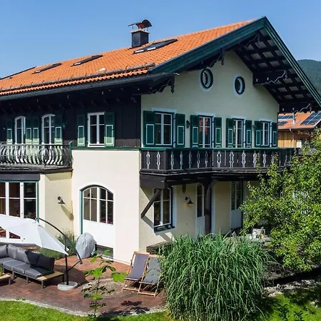 Landhaus Direkt Am See Mit Garten, Kamin & Sauna *