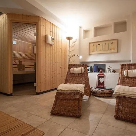 Landhaus Direkt Am See Mit Garten, Kamin & Sauna *